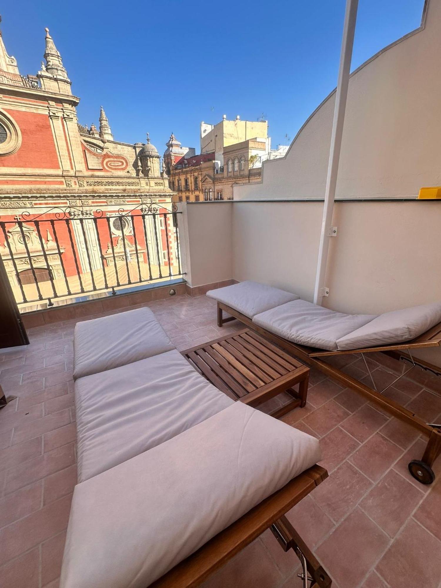 Panther Home Salvador Sevilla Exterior foto